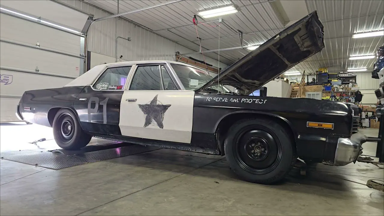 Hellcat-swapped 1974 Dodge Monaco at Satera Tuning